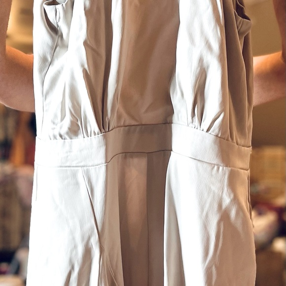 INA FASHION - SLEEVELESS MOCK NECK JUMPSUIT - Picture 3 of 5